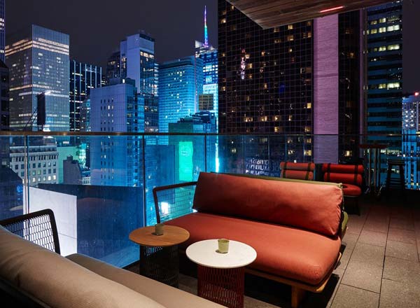 Best Bars In Lower East Side