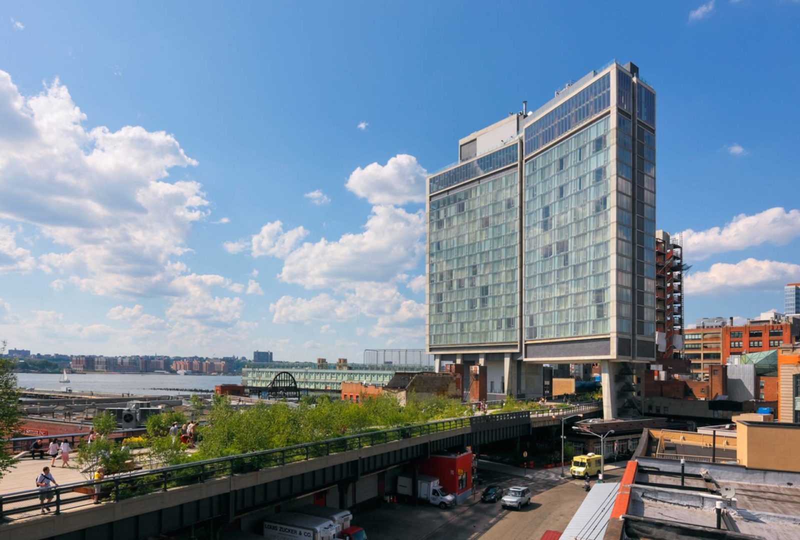 Best Things to do Along the High Line