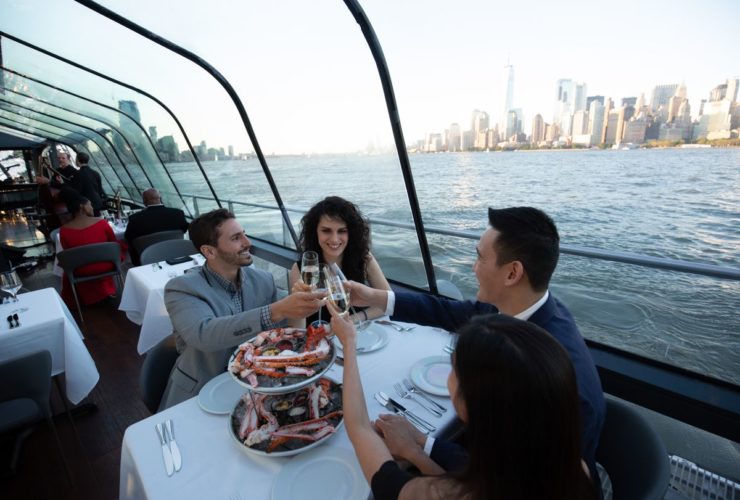The 5 Absolute Best Brunch Cruises in New York